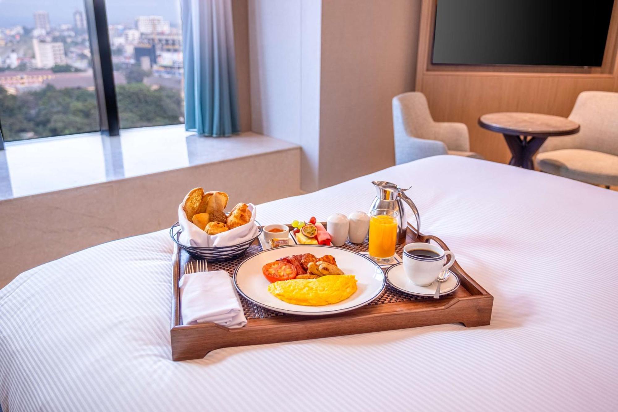 Hilton Kinshasa Hotel Kültér fotó